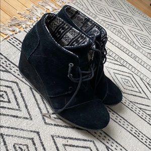 Toms Wedges